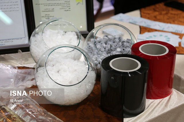 عکس تزئینی و آرشیوی است رونمایی از ۲ محصول دانشبنیان در وزارت علوم