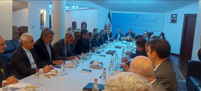 دیدار وزیر خارجه با روسای نمایندگیهای ایران در اروپا دیدار وزیر خارجه با روسای نمایندگیهای ایران در اروپا