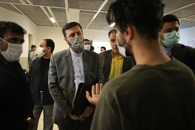 بازدید غریبآبادی از وضعیت بازداشت شدگان مرتبط با ناآرامیهای اخیر بازدید غریبآبادی از وضعیت بازداشت شدگان مرتبط با ناآرامیهای اخیر
