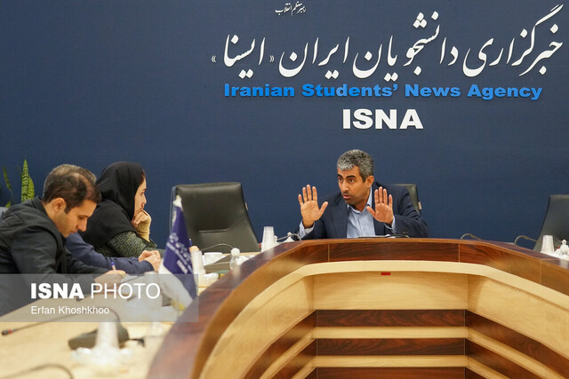پورابراهیمی در ایسنا: اولین کار در کشور برگرداندن آرامش به دانشگاه است