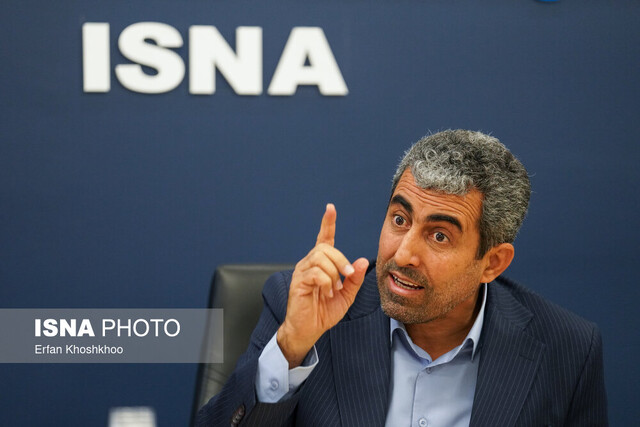 پورابراهیمی در ایسنا: اولین کار در کشور برگرداندن آرامش به دانشگاه است