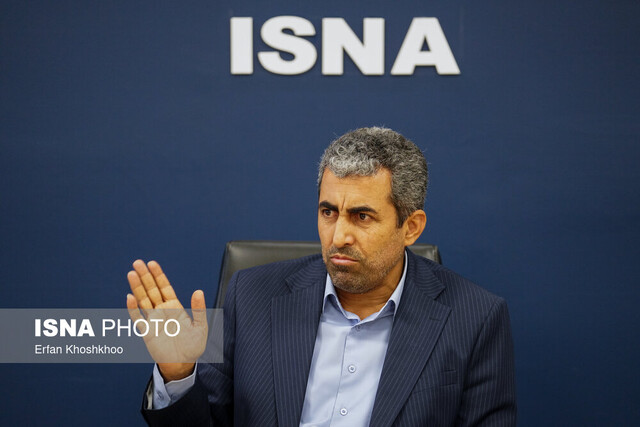 پیشنهادات کمیسیون اقتصادی برای جلوگیری از افزایش نرخ ارز فردا به دولت ارائه میشود پیشنهادات کمیسیون اقتصادی برای جلوگیری از افزایش نرخ ارز فردا به دولت ارائه میشود