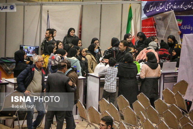 حواشی دومین روز از سومین نمایشگاه دستاوردهای پژوهش فناوری و فن بازار استان اردبیل