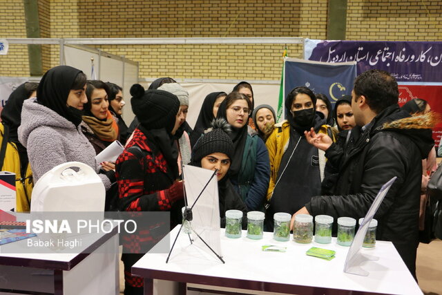 حواشی از دومین روز از سومین نمایشگاه دستاوردهای پژوهش فناوری و فن بازار استان اردبیل