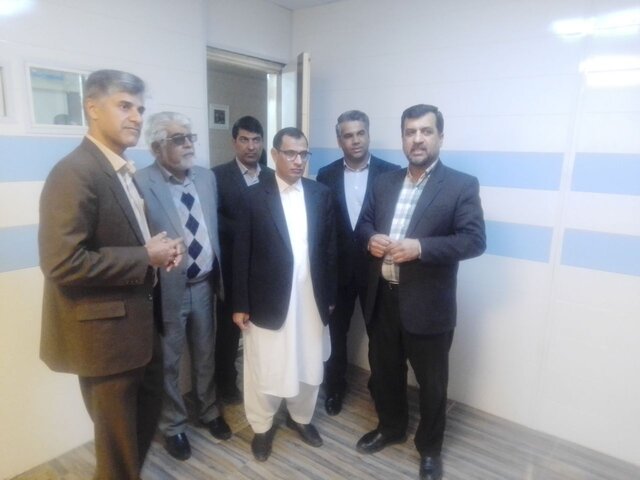 بازدید شهردار و رئیس شورای شهر زاهدان از کلینیک تخصصی دندانپزشکی جهاد دانشگاهی استان