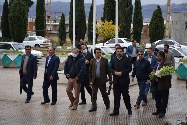 تجدید میثاق کارکنان شبکه دنا با تنها شهید رسانهای کهگیلویه و بویراحمد