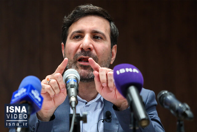 ویدئو / یک جلسۀ قانونی در دانشگاه؛ از حقوق زنان تا تغییر قانون اساسی ویدئو / یک جلسۀ قانونی در دانشگاه؛ از حقوق زنان تا تغییر قانون اساسی