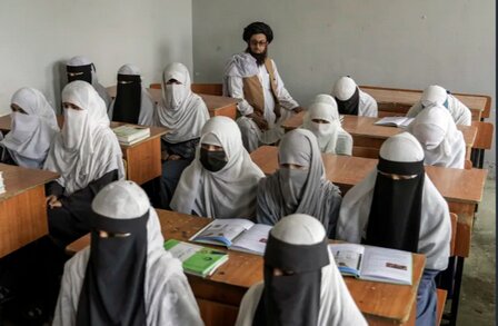 بدون یک روز تحصیل؛ طالبان دختران افغان را برای آزمون فارغ‌التحصیلی فراخواند