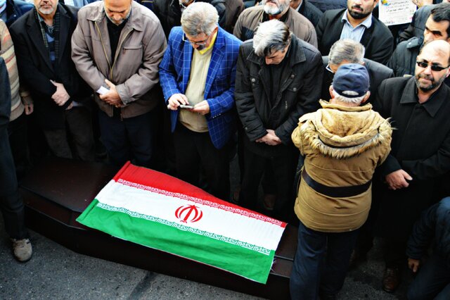 تشییع پیکر استاد «اسفندیار قره باغی» در تبریز