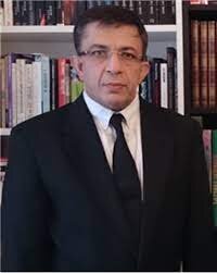 چرا خواهر آیتالله خامنهای از او برائت جست؟
