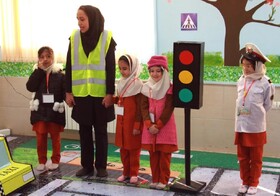آغاز سال تحصیلی با آموزش ایمنی و فرهنگ ترافیک در یزد