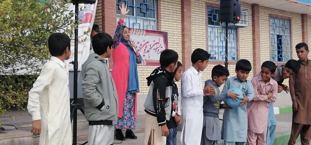 سنگر جنگ نرم با ابزار فرهنگی فتح می شود/ اهالی رمشک، مصداق وحدت