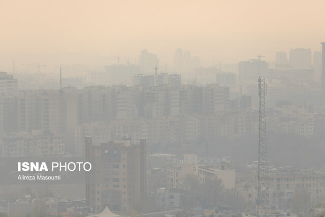 تداوم آلودگی هوای شهرهای صنعتی تا پنجشنبه/ بارش برف و باران در نقاط مختلف کشور تداوم آلودگی هوای شهرهای صنعتی تا پنجشنبه/ بارش برف و باران در نقاط مختلف کشور
