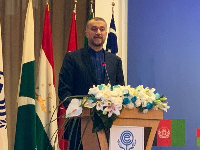 سخنرانی امیرعبداللهیان در مراسم بزرگداشت سی امین سالگرد گسترش سازمان همکاری اقتصادی (اکو) در تهران تشریح اهمیت سازمان "اکو "در سیاست خارجی جمهوری اسلامی ایران