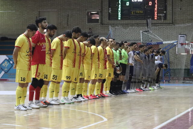 آنا صنعت قم این گونه مقابل مهمانش مغلوب شد + تصاویر