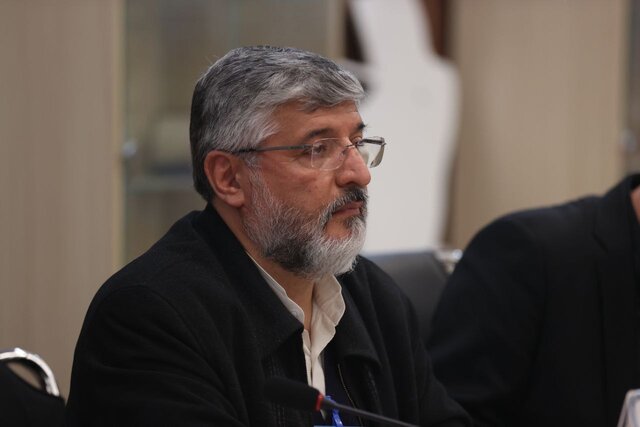 پولادگر: کشتی ۹۱ میلیارد گرفته است/ساعی و دبیر تفاهم نامه را امضا نکردند پولادگر: کشتی ۹۱ میلیارد گرفته است/ساعی و دبیر تفاهم نامه را امضا نکردند