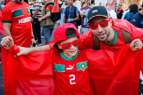 هواداران تیم‌های مراکش و فرانسه در سوق واقف