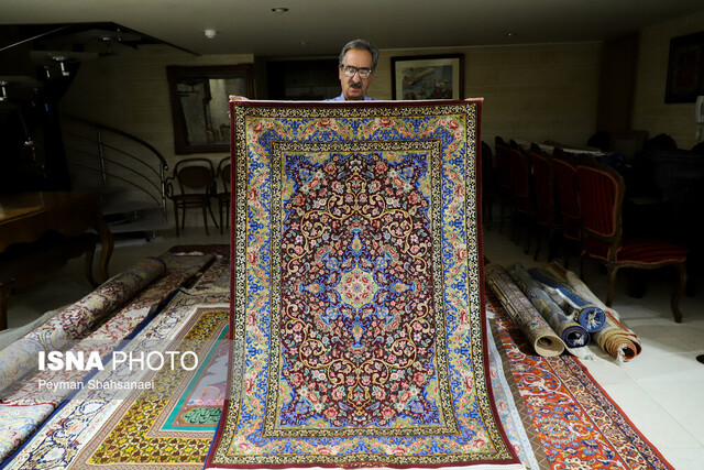 قالی ایرانی قصه رنگهاست