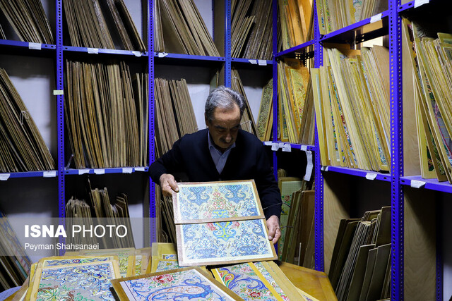 قالی ایرانی قصه رنگ‌هاست
