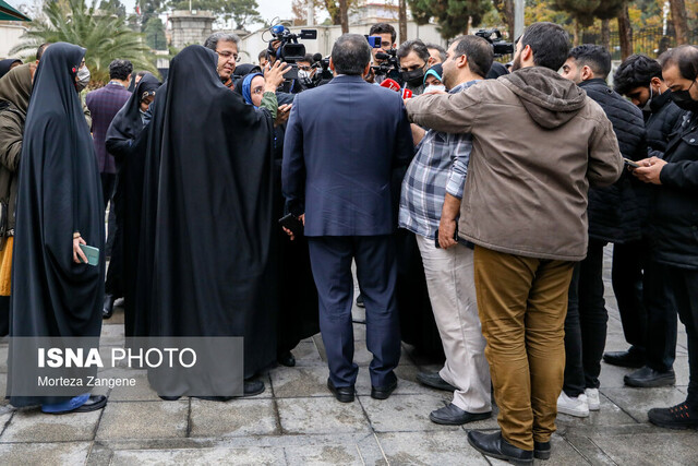 اعضای کابینه سیزدهم در حاشیه جلسه دولت چه گفتند؟
 اعضای کابینه سیزدهم در حاشیه جلسه دولت چه گفتند؟