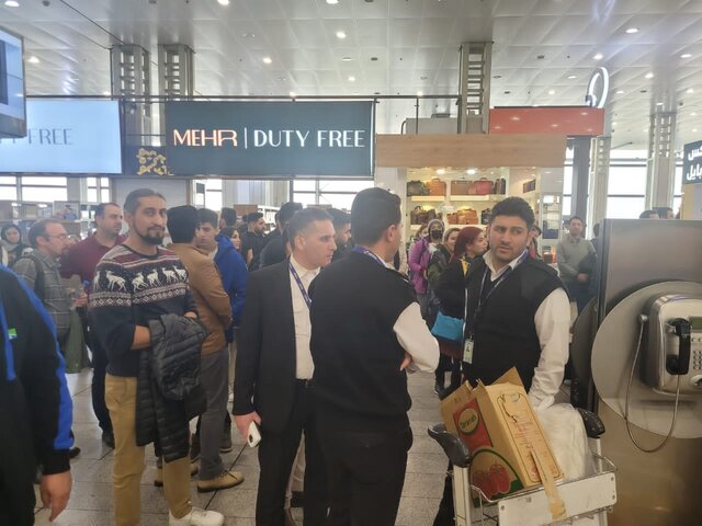 پرواز هواپیمایی «معراج» با «آسمان» پرید!