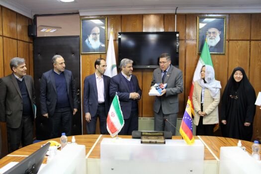 عکس دریافتی از وزارت آموزش و پرورش. برگزاری کارگروه همکاریهای آموزشی و پرورشی ایران و ونزوئلا