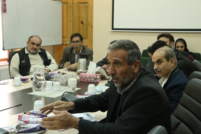 تحقق ۳۴۰ میلیارد از بودجه ۸۵۰ میلیاردی شهرداری/دریافتی اعضای شورا شهر چقدر است؟