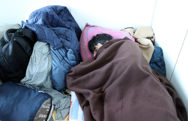 عکس: آناتولی سرگردانی صدها پناهجو در خیابانهای بروکسل