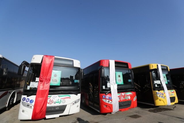 تحویل ۱۰ دستگاه اتوبوس جدید به ناوگان حمل و نقل عمومی پایتحت تحویل ۱۰ دستگاه اتوبوس جدید به ناوگان حمل و نقل عمومی پایتحت
