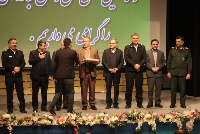 تجلیل از خادمین اربعین حسینی استان سمنان  تجلیل از خادمین اربعین حسینی استان سمنان