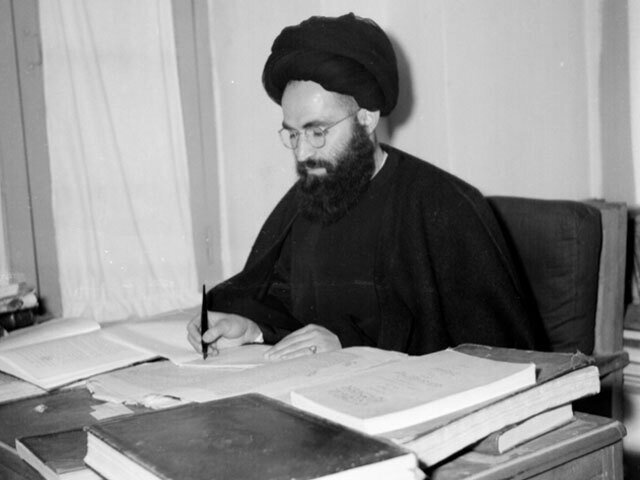 در سوگ آیتالله دگراندیش در سوگ آیتالله دگراندیش