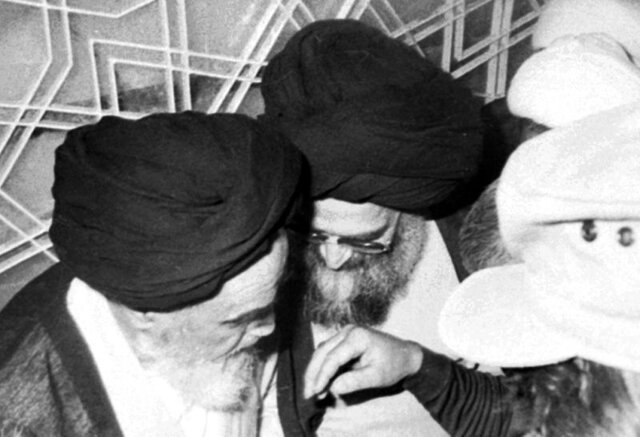 در سوگ آیتالله دگراندیش