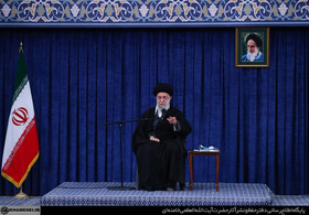حادثه تروریستی شاهچراغ همچون قضیه عاشورا و سایر مسائل تاریخی مورد توجه قرار گیرد