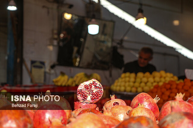 بازار میوه و تنقلات کرمانشاه در آستانه شب یلدا