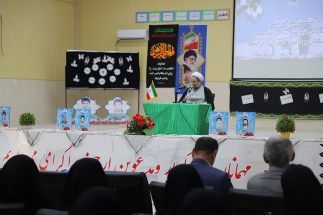 تاکید نماینده ولی فقیه در سیستان و بلوچستان بر رفع مشکلات معلمان