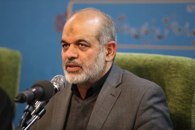 وزیر کشور: کسانی که نقش خانواده در زندگی آنها کم رنگ شده بود در اغتشاشات دیده شدند وزیر کشور: کسانی که نقش خانواده در زندگی آنها کم رنگ شده بود در اغتشاشات دیده شدند