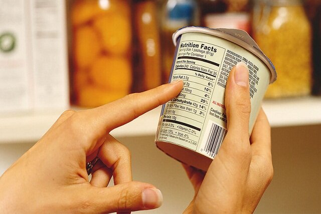 عکس تزئینی و دریافتی است برای نمک و سدیم، به برچسبهای غذایی اطمینان نکنید!
