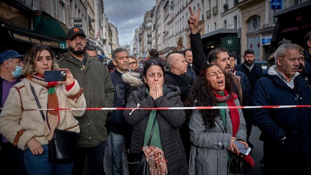 پاریس ناگهان پر آشوب شد