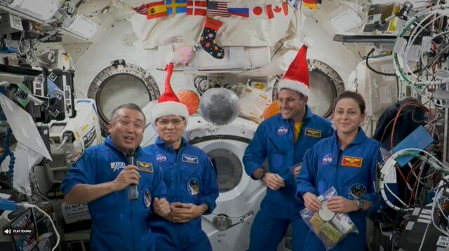 «بابانوئل» چگونه از ایستگاه فضایی بدون دودکش بازدید میکند؟