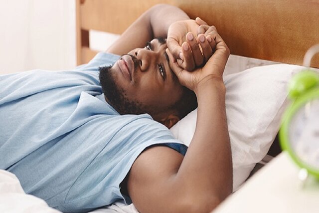 عوارض کمخوابی؛ از اشتهای کاذب تا اسپاسم چشم عوارض کمخوابی؛ از اشتهای کاذب تا اسپاسم چشم