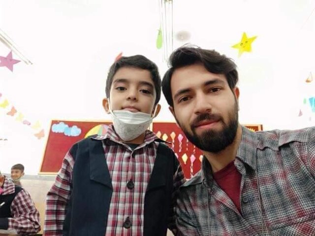 عکاسی که معلم شد/اداره کلاس مختلط سخت تر است!