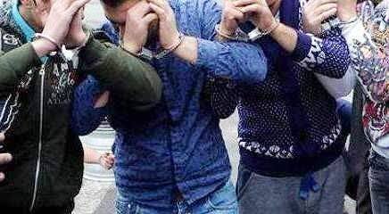 عکس تزئینی است ضرب و جرح برای نپرداختن پول غذا در جنوب تهران/ ۴ اوباش دستگیر شدند