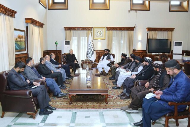 دیدار کاظمی قمی با سرپرست وزارت‌خارجه طالبان