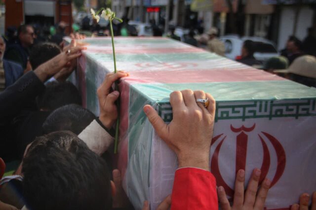 عکس تزئینی است شهادت ۲ نفر از سربازان گمنام امام زمان (عج) توسط تروریستهای مسلح در فارس