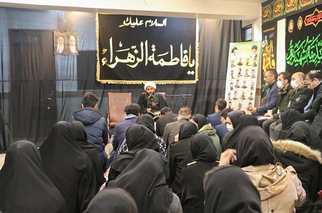 زندگی حضرت زهرا(س) سرشار از حب الهی بود