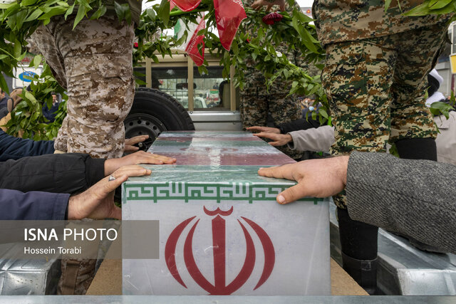 تشییع پیکر شهید گمنام در شهرکرد