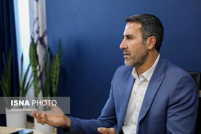 داستان "دست الله" در ایتالیا؛ مردی با کفش شماره ۵۰ که والیبالیست شد!