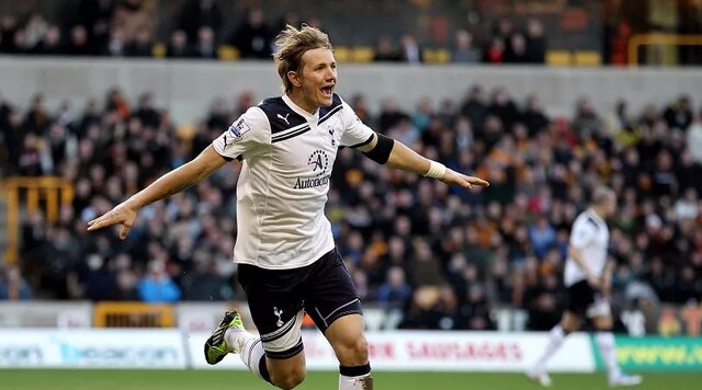 سرمربی سابق ایران در بین ۱۸ فوتبالیست بزرگی که سیاستمدار شدند