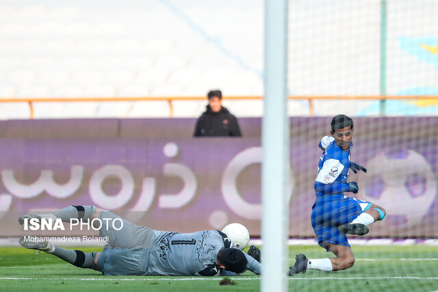 تصاویر منتخب هفته چهاردهم/ سوپرمنهای سرخ و گل نزنهای آبی