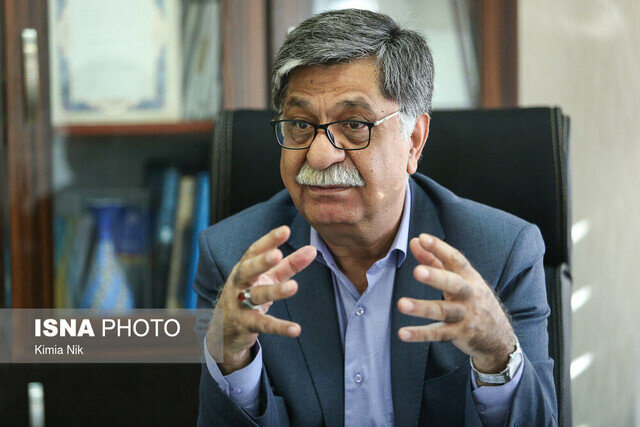 روزنامهنگاران باید از استقلال حرفهای برخوردار باشند